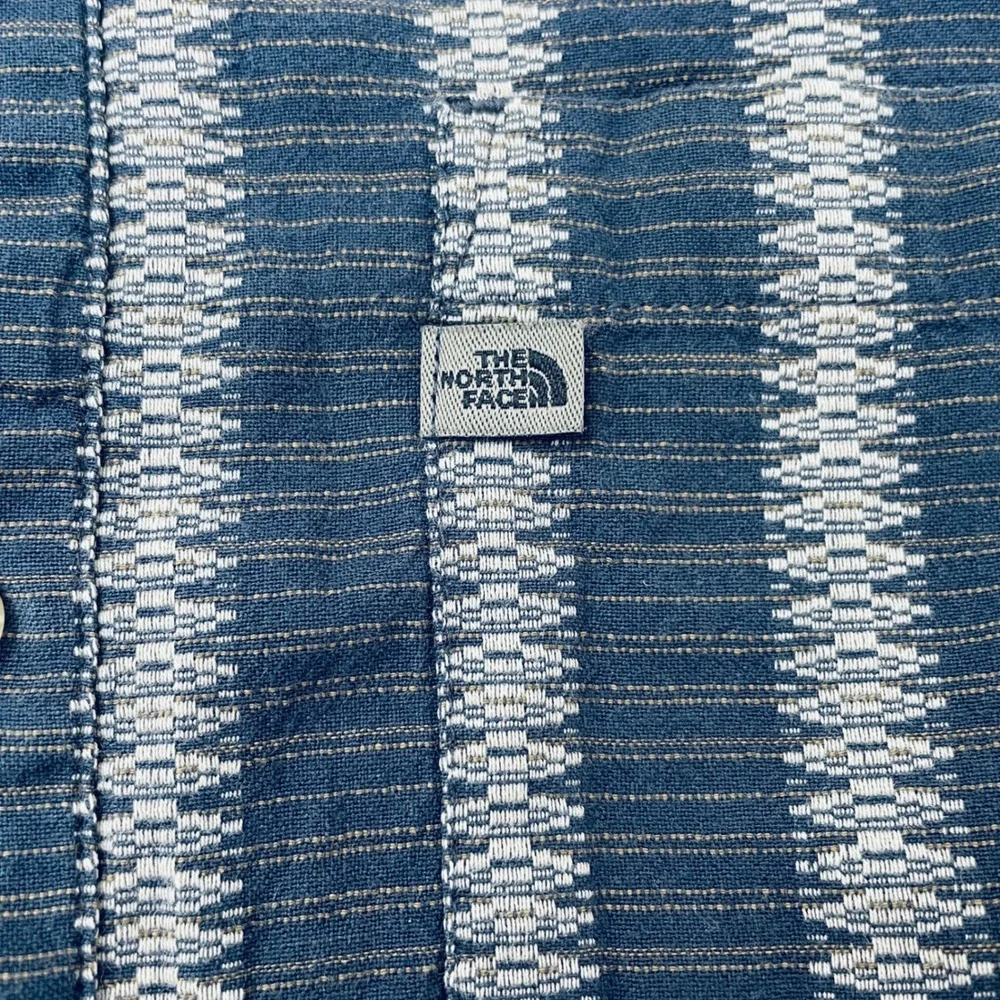 The North‎ Face Mens Short Sleeve Button Down Shirt Bundle Plaid Tribal Blue M